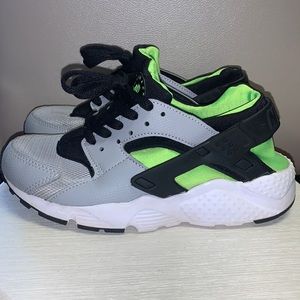 Nike Air Huarache Wolf Grey Electric Green (GS)